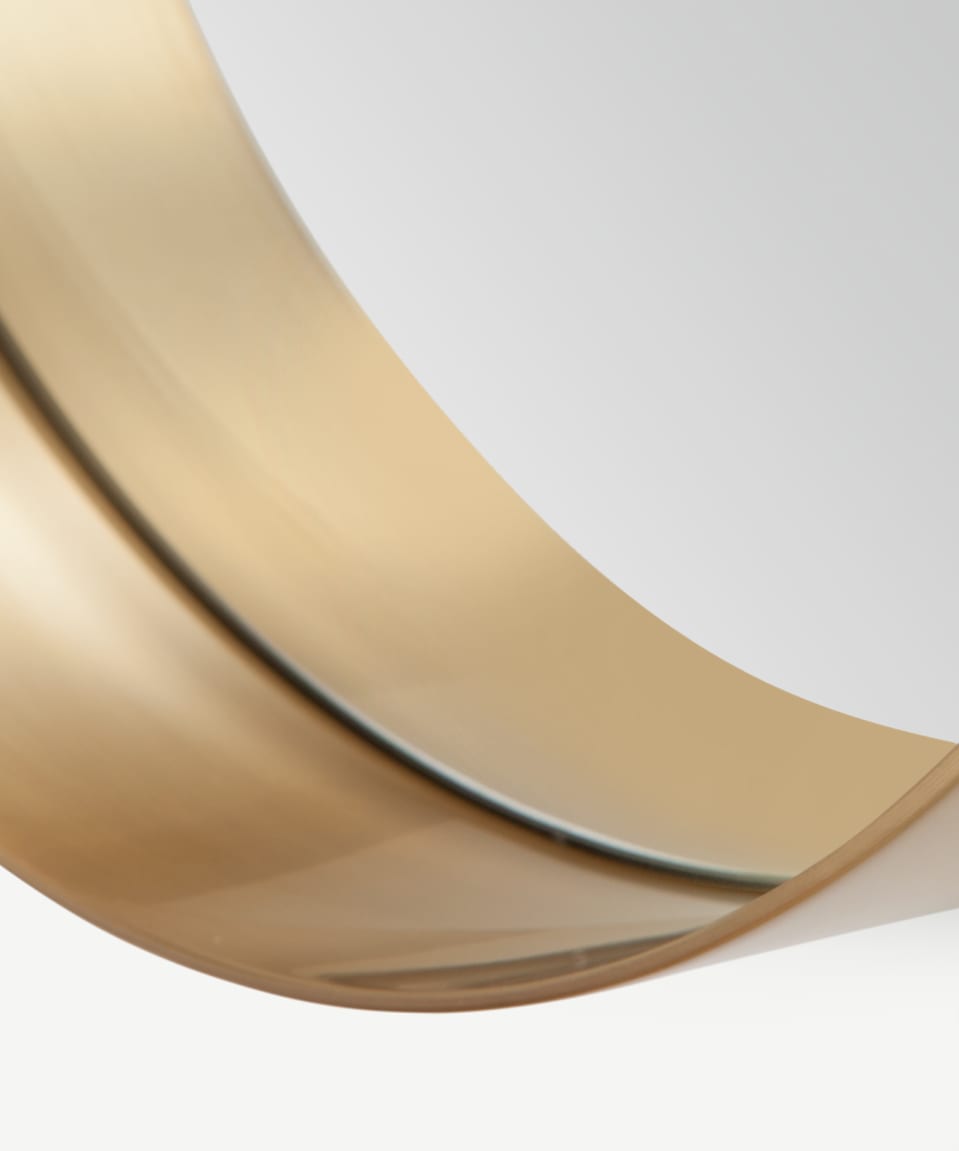 Gold mirror