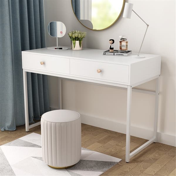 Saga study table