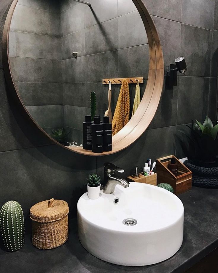 Jerry bath mirror