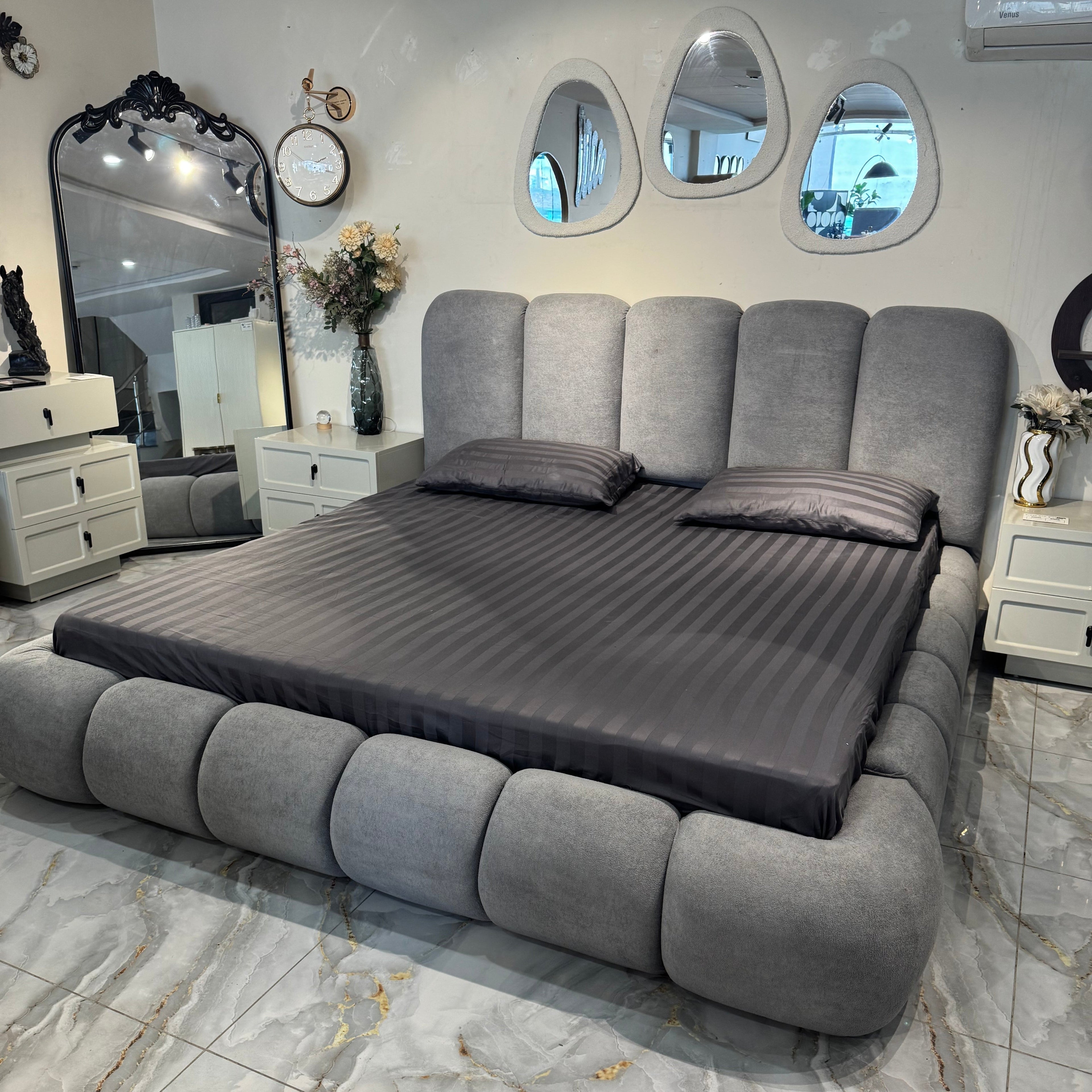 Bobble bed