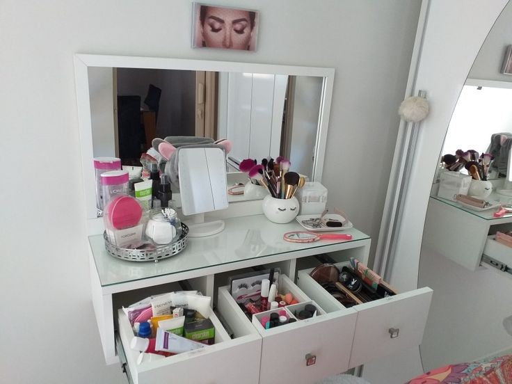 Rose vanity