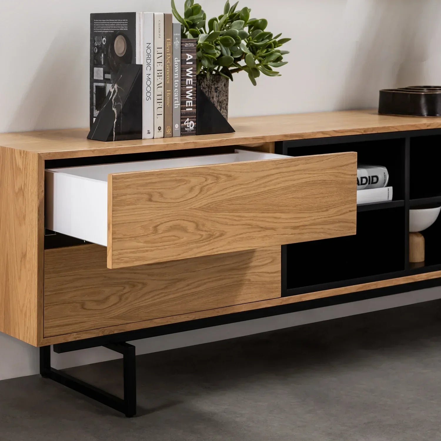 kale led console