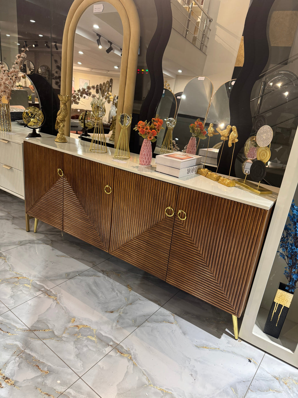 Baleria sideboard