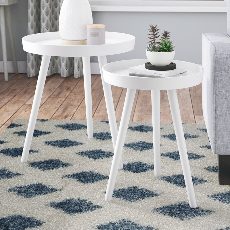 Seldon nesting tables