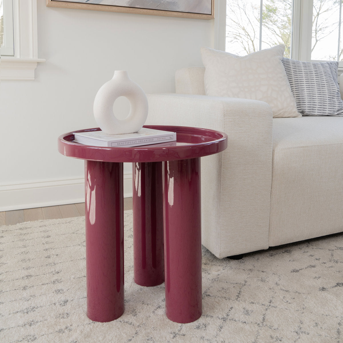 Ishtia high gloss table