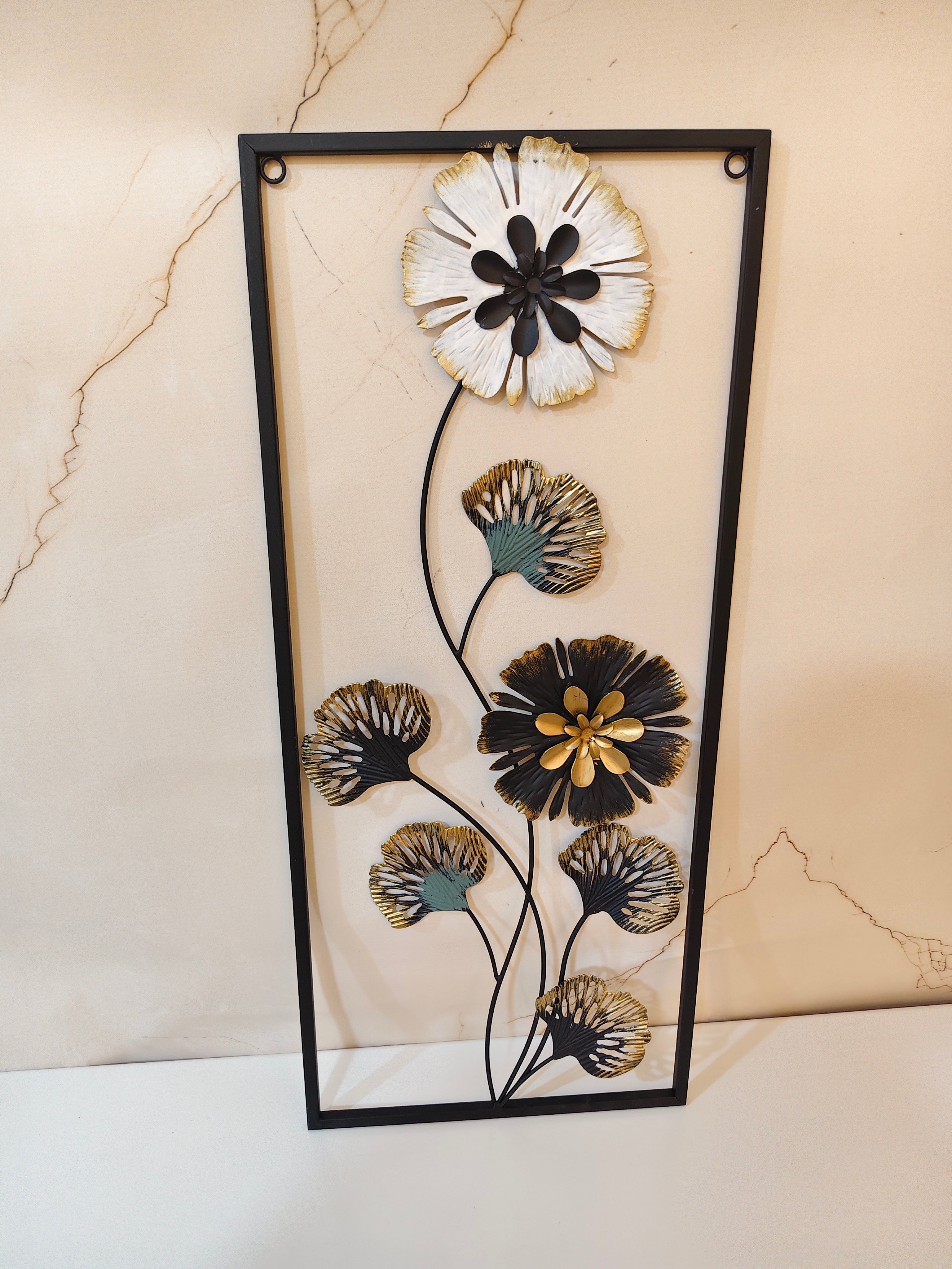 Modern 3D Metal Daisy & Ginkgo Floral Wall Art Frame