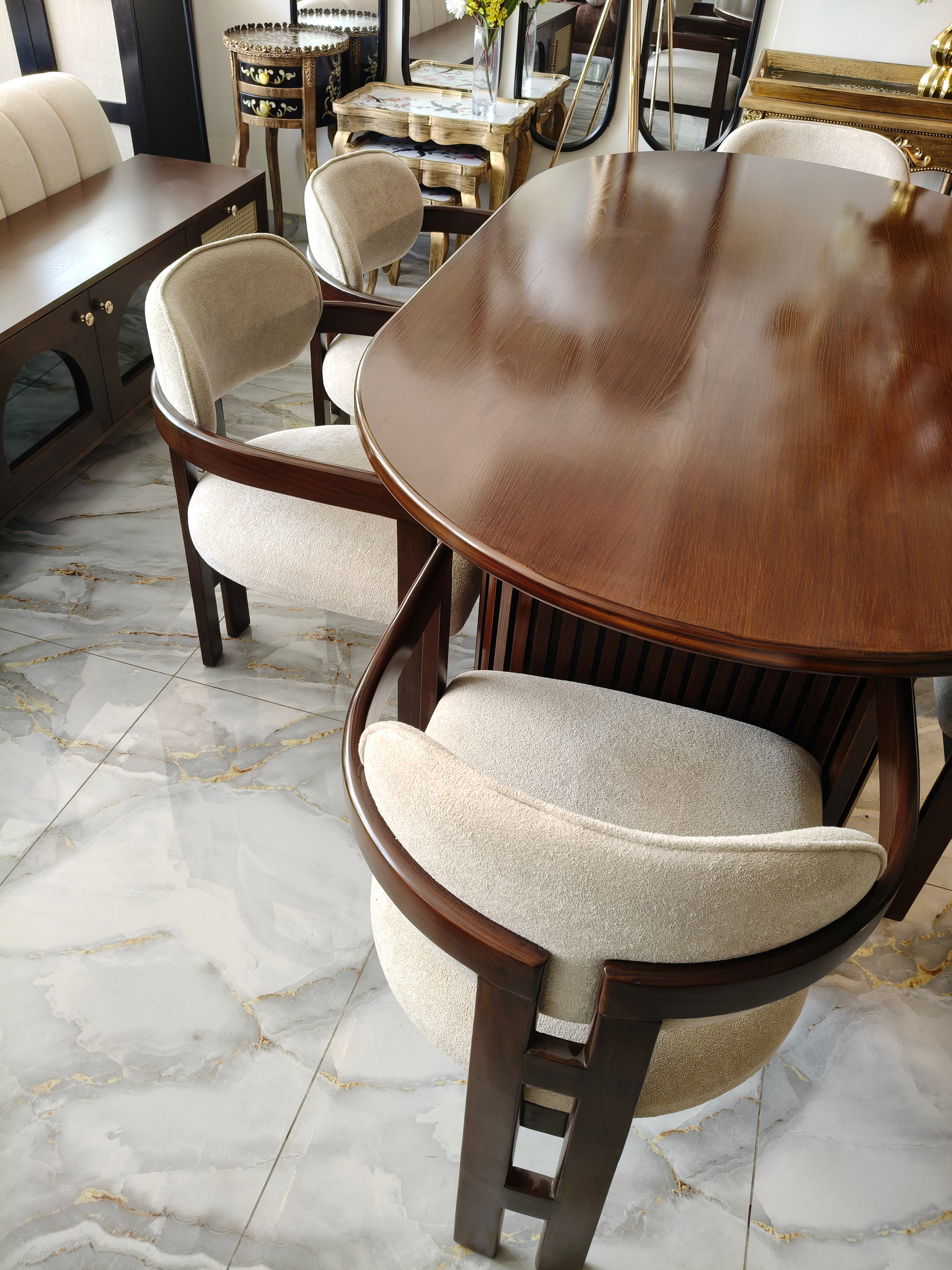 Salena dinning table