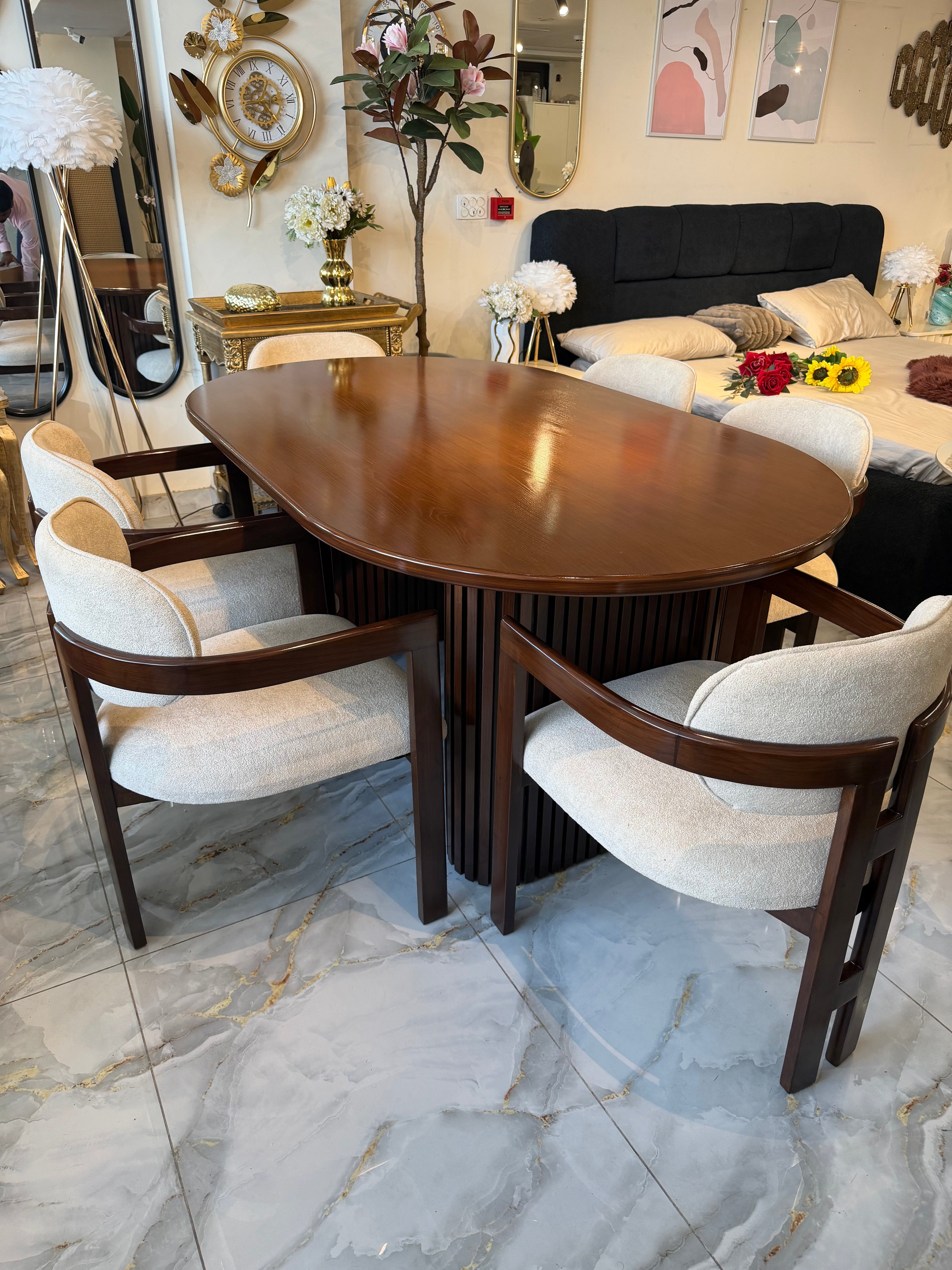 Salena dinning table