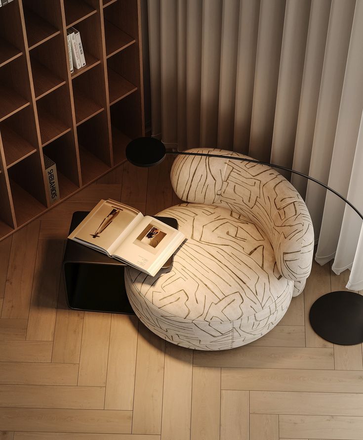 Bulgaria accent chair