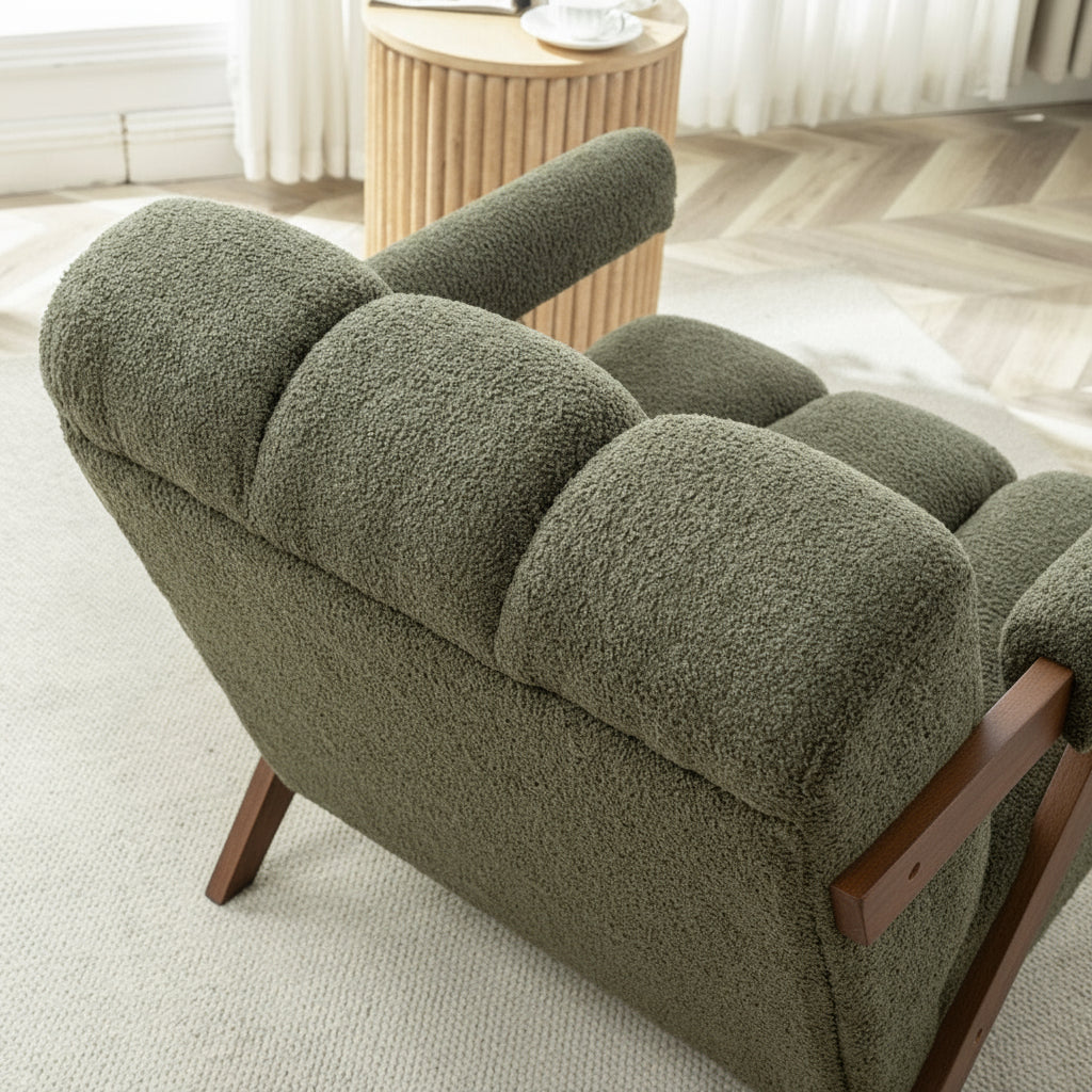 Hola arm chair
