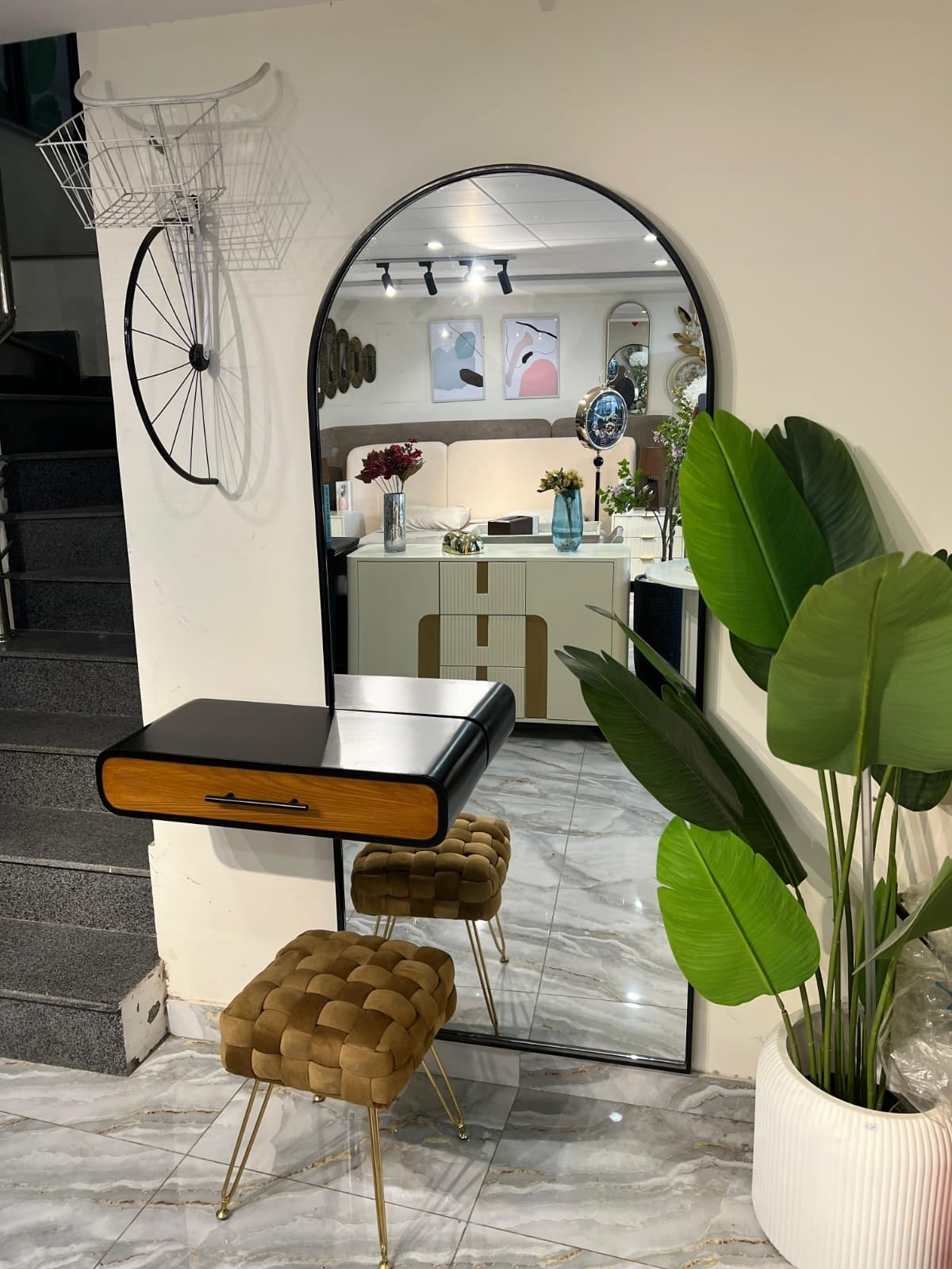mero mirror with drawer