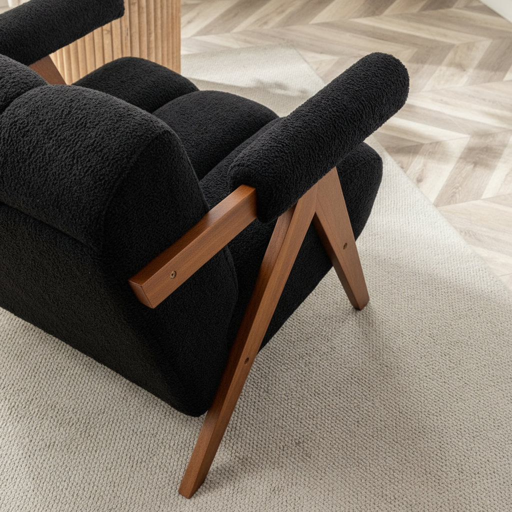 Hola arm chair