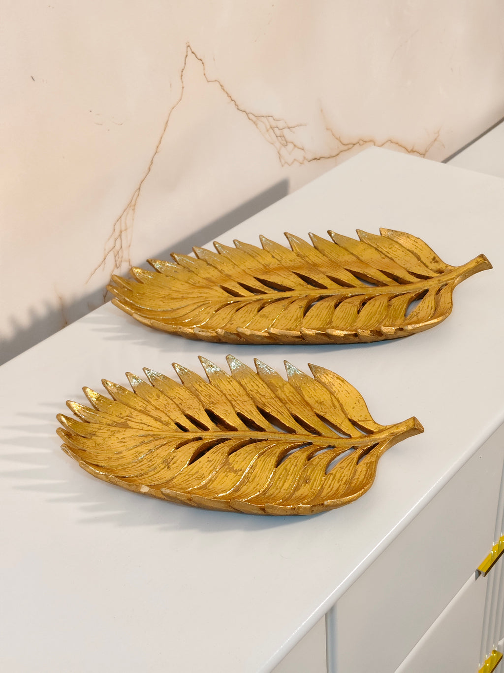 Nordic Antique Gold Feather Leaf Decorative Tray Set (Set of 2)